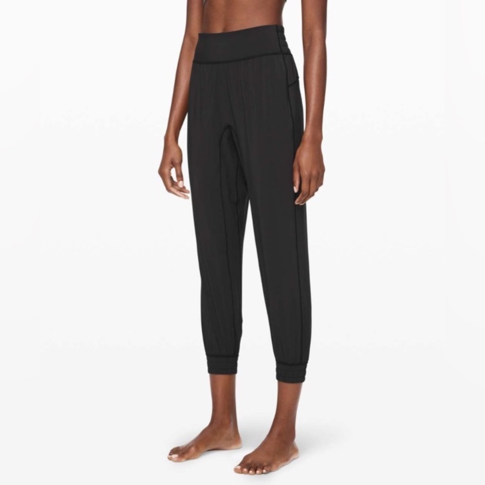 Lululemon Sun Setter Jogger *28" Black Women’s - Picture 3 of 10